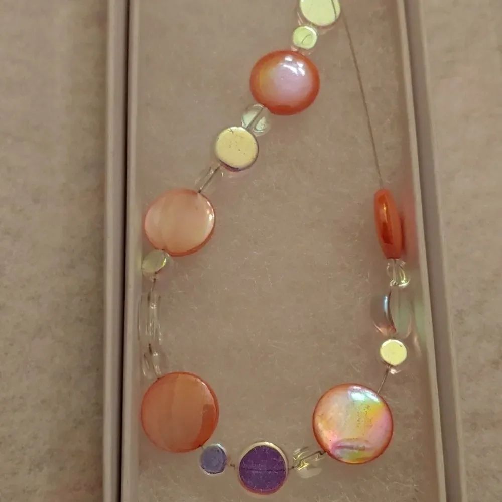 HANDMADE Necklace Pink Quartz & Semi-Transparent iridescent beads